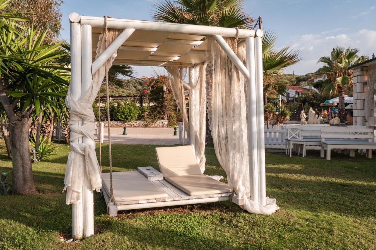Apartment Sofia - Beachfront Agios Spyridon  Dış mekan fotoğraf
