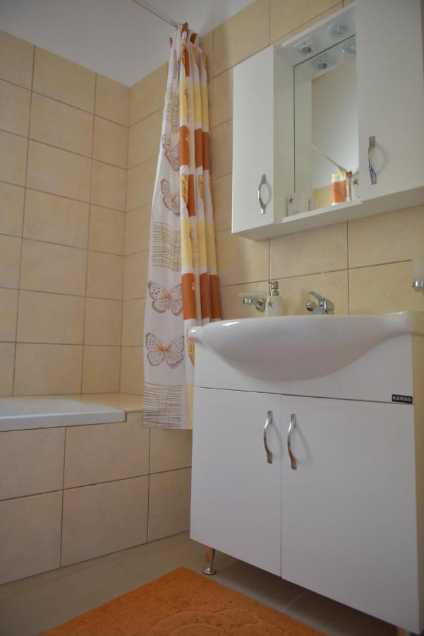 Apartment Sofia - Beachfront Agios Spyridon  Dış mekan fotoğraf